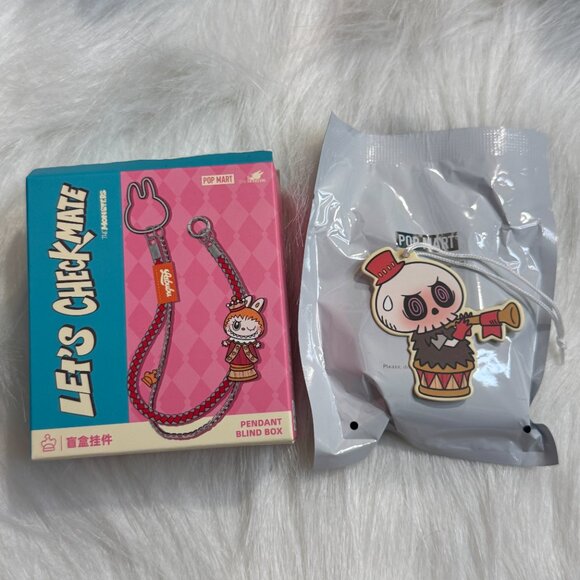 Labubu The Monsters Let's Checkmate Pendant Blind Box - Pawn - Picture 2 of 4